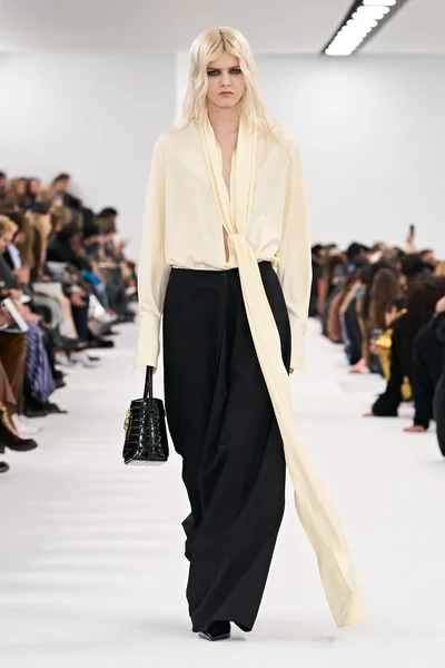 Look 20